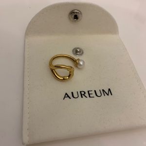 Aureum ring